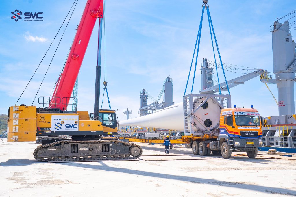SMC triển khai trọn gói dịch vụ logistics siêu trường siêu trọng, đảm bảo quy trình đồng bộ, chính xác và an toàn.