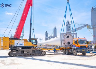 SMC triển khai trọn gói dịch vụ logistics siêu trường siêu trọng, đảm bảo quy trình đồng bộ, chính xác và an toàn.